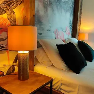 suites-jm-le-temps-dune-escale.aixenprovencehotels.org/